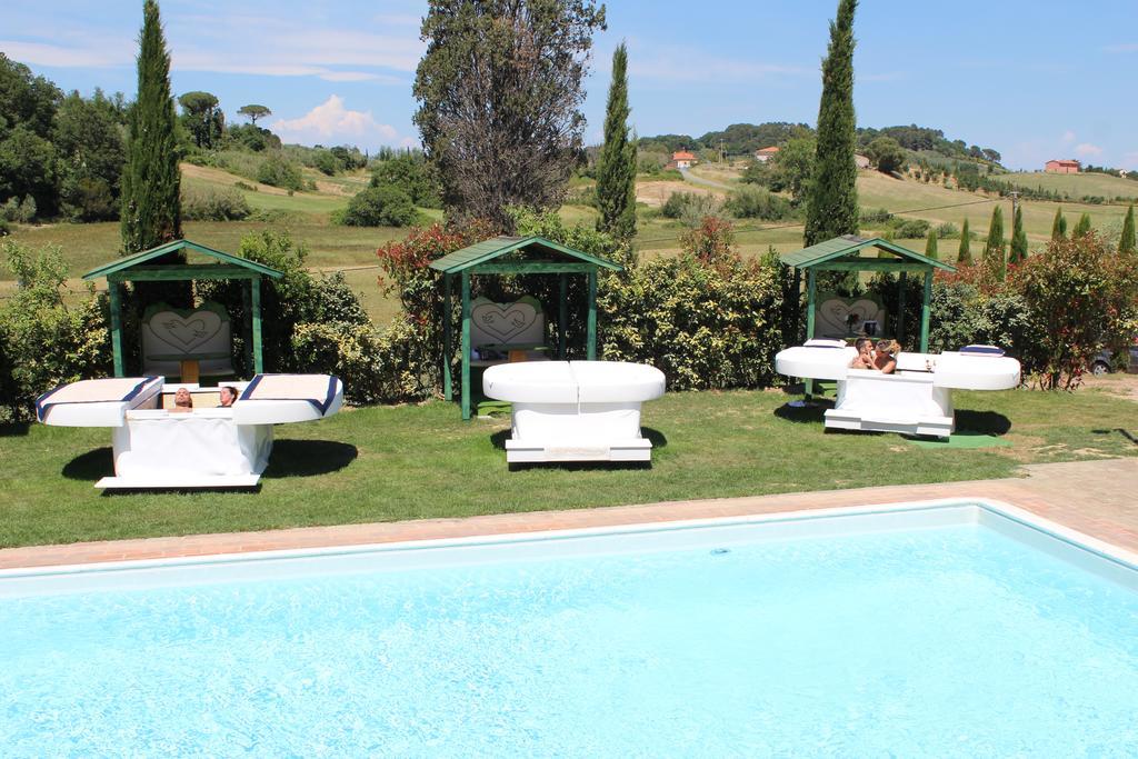 Il Nido D'Amore - Lorenzana Colombaie Bed and Breakfast Εξωτερικό φωτογραφία