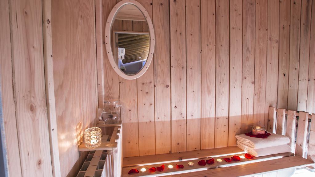 Il Nido D'Amore - Lorenzana Colombaie Bed and Breakfast Εξωτερικό φωτογραφία