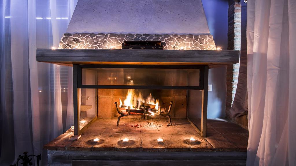 Il Nido D'Amore - Lorenzana Colombaie Bed and Breakfast Εξωτερικό φωτογραφία