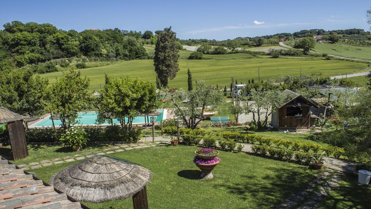 Il Nido D'Amore - Lorenzana Colombaie Bed and Breakfast Εξωτερικό φωτογραφία